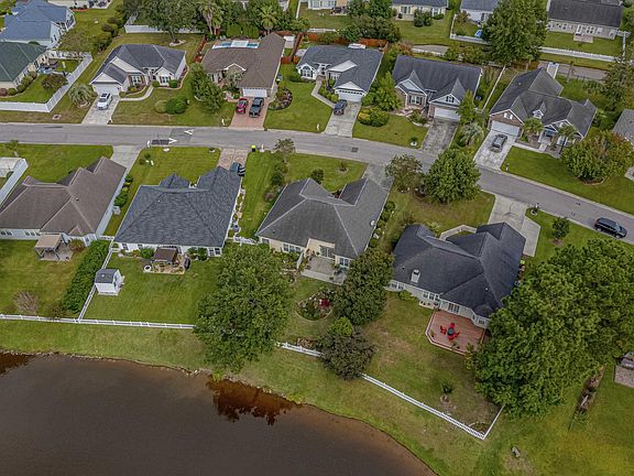 3rd image of 110 Palmetto Glen Dr
