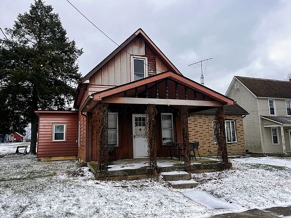 2nd image of 102 S Cedar St