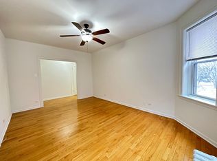 Farwell / Wolcott, Chicago, IL 60626