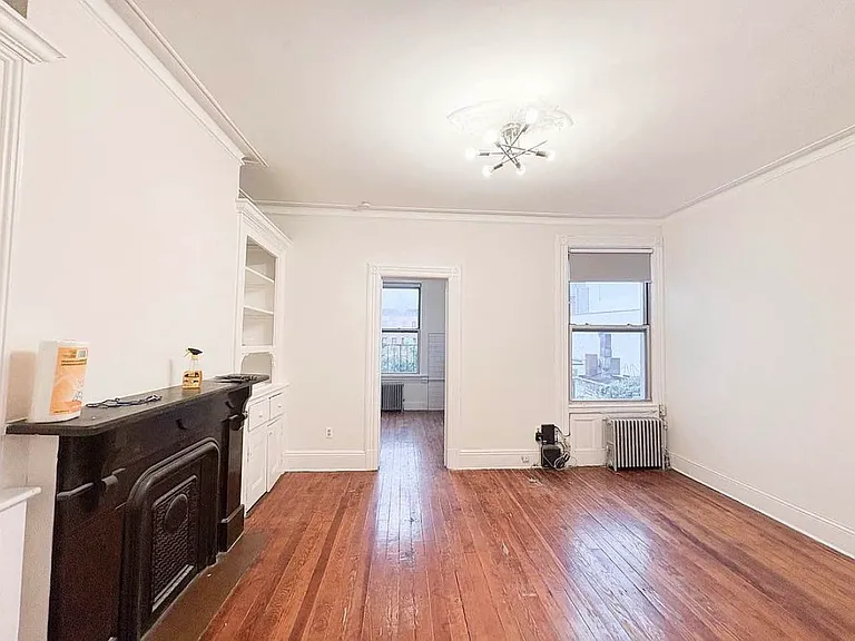 635 Leonard St #3 — Photo 9