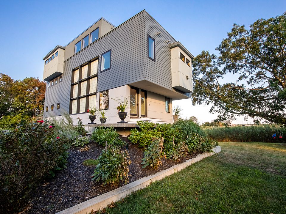 99 Pratt Road