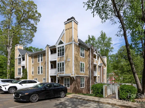 2516 Cranbrook Ln APT 9, Charlotte, NC 28207