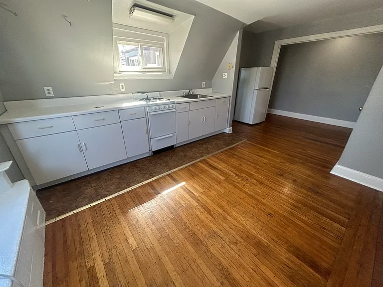 3308 Hamilton St #7 — Photo 7