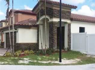 3537 W 88th St, Hialeah, FL 33018