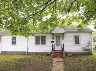 208 N 6th St, Hampton, VA 23664