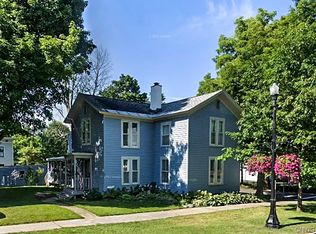 16 Albany St, Cazenovia, NY 13035