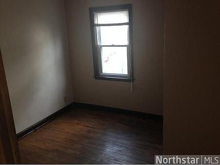 5th image of 389 Charles Ave
