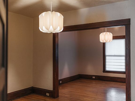 4th image of 307 15th St W #315-12