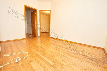 Rented by Genik Group Corp