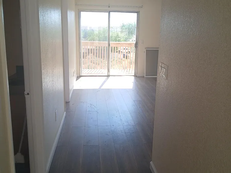 15815 Potomac Rd #5 — Photo 4