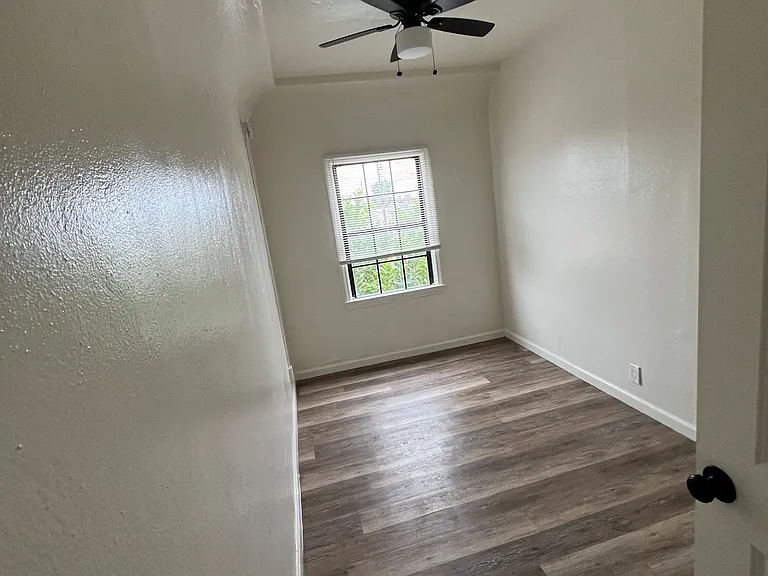 5350 Verona St #7 — Photo 5