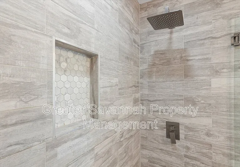 45 Grove Park Dr — Photo 37