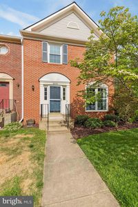 8045 Sky Blue Dr, Alexandria, VA, 22315