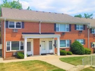 1 Lincoln Gdns, Lake Hiawatha, NJ 07034