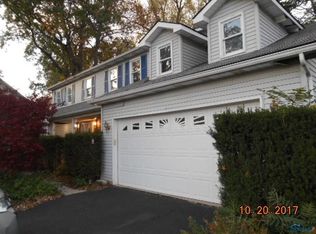7356 Oak Hollow Ct, Sylvania, OH 43560
