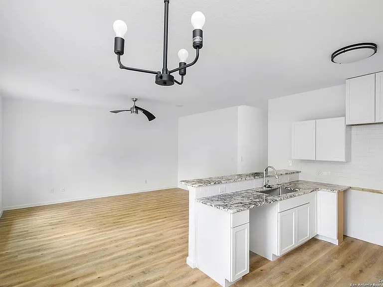 5857 Mayo Dr — Photo 8