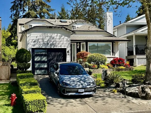 3362 Manning Cres, North Vancouver, BC V7H 2R7