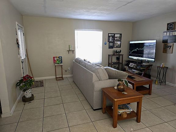 3rd image of 2417 Adams Ave