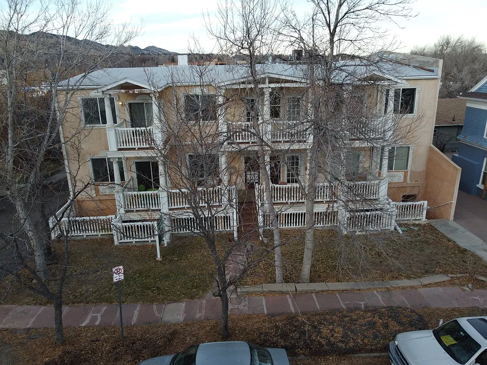 1143 Portland Pl #1