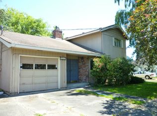 1108 S 13th St, Mount Vernon, WA 98274