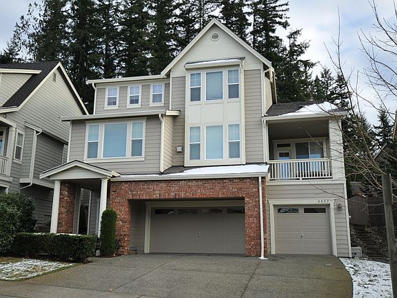 2nd image of 6822 Silent Creek Ave SE