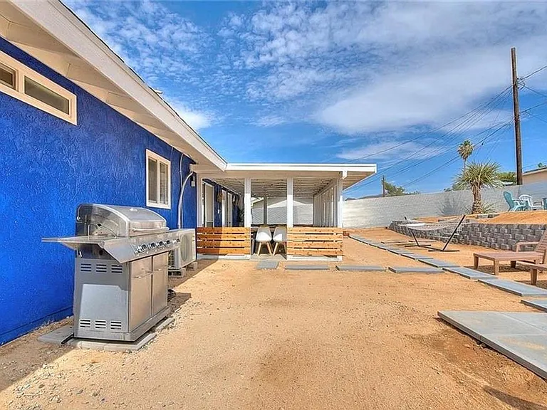 61627 El Cajon Dr — Photo 15