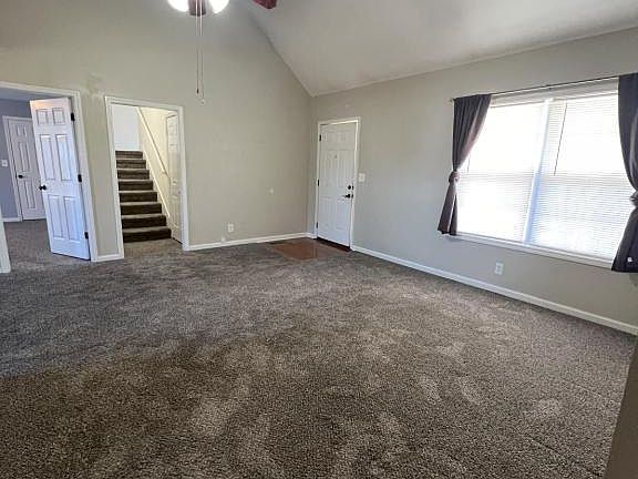 3rd image of 164 Kings Deer Dr