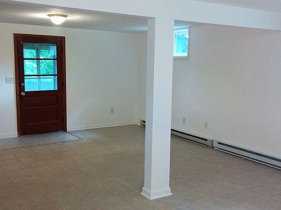 Living room, Entryway