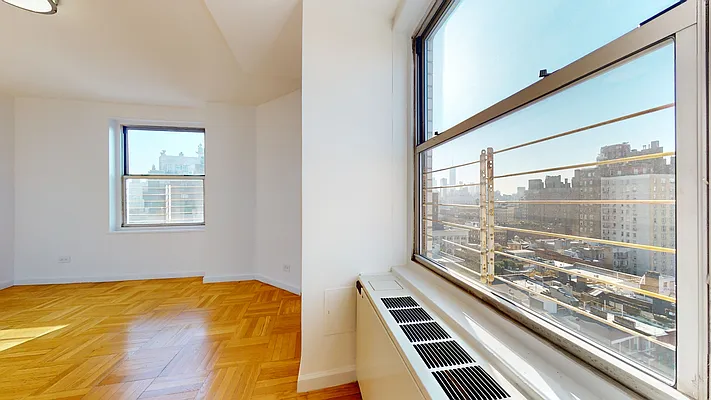 Rented by Bond New York | media 10