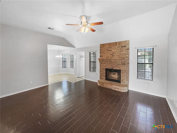 4th image of 1604 Mamye Jane Dr