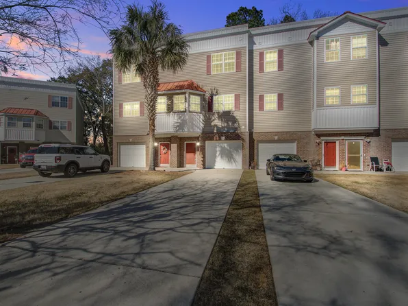 4628 N Palm View Cir, North Charleston, SC 29418