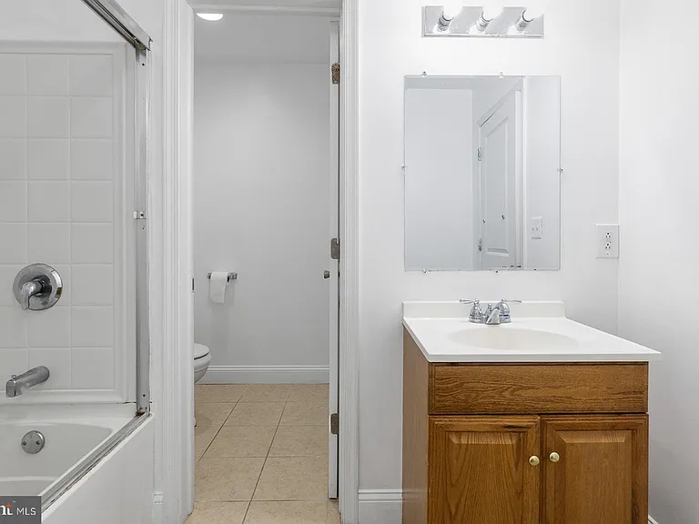 1940 N Gratz St #2 — Photo 13