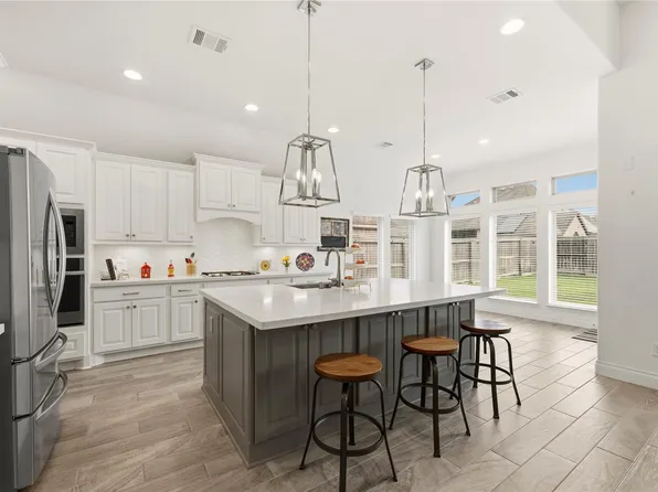 2415 Sunflower Cove Ln, Brookshire, TX 77423