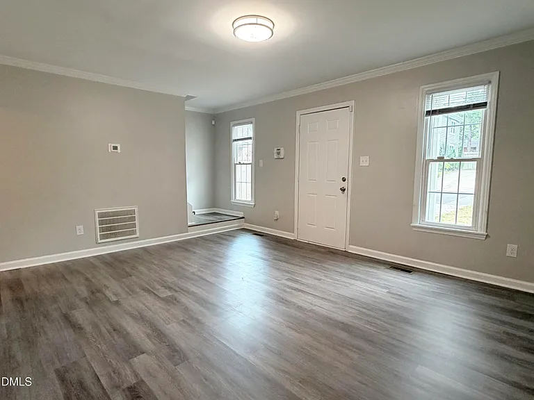 404 Canal St #B — Photo 3