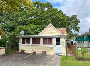 647 1st St, Somers Point, NJ 08244
