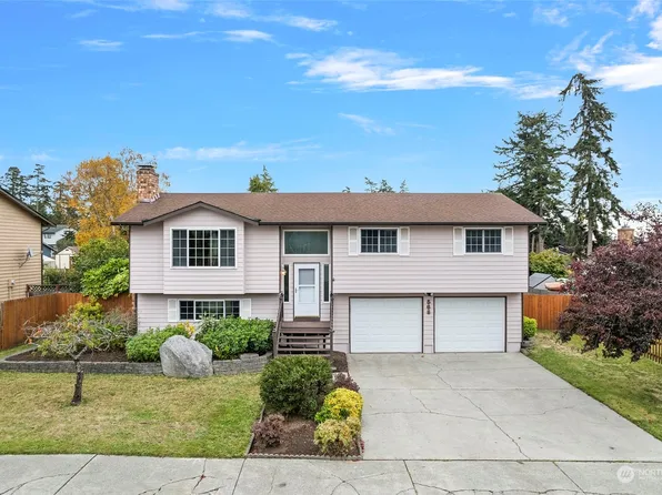 568 NW Fairhaven Drive, Oak Harbor, WA 98277