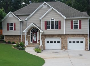 101 Heritage Oaks Dr, Ball Ground, GA 30107