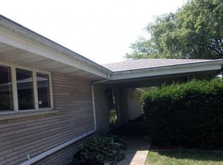 1300 E State Highway 54, Clinton, IL 61727