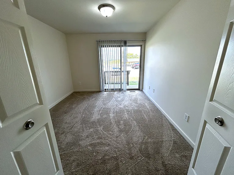 Grand Bend Club Apartments — Photo 34