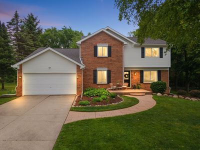 1007 Ridgeview Cir, Lake Orion, MI, 48362