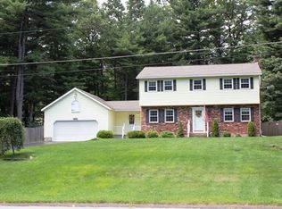 1 Walsh Ln, Clifton Park, NY 12065