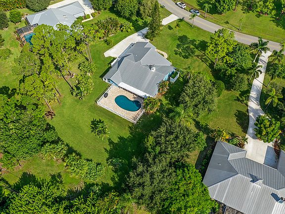 5th image of 5126 SW Bimini Cir S