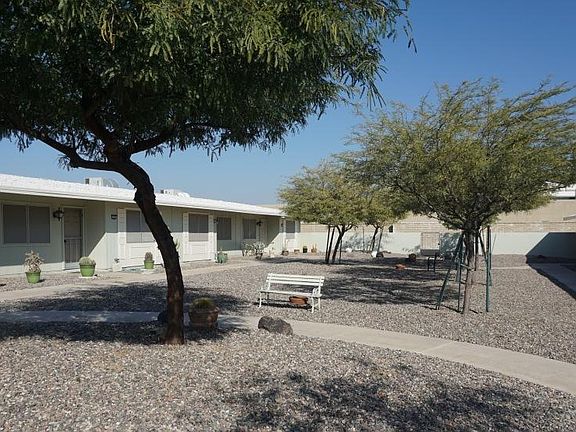3rd image of 10652 W Coggins Dr