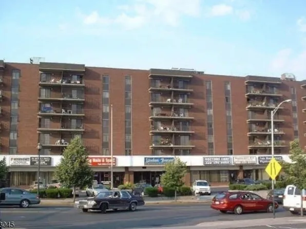 10 N Wood Ave, Linden, NJ