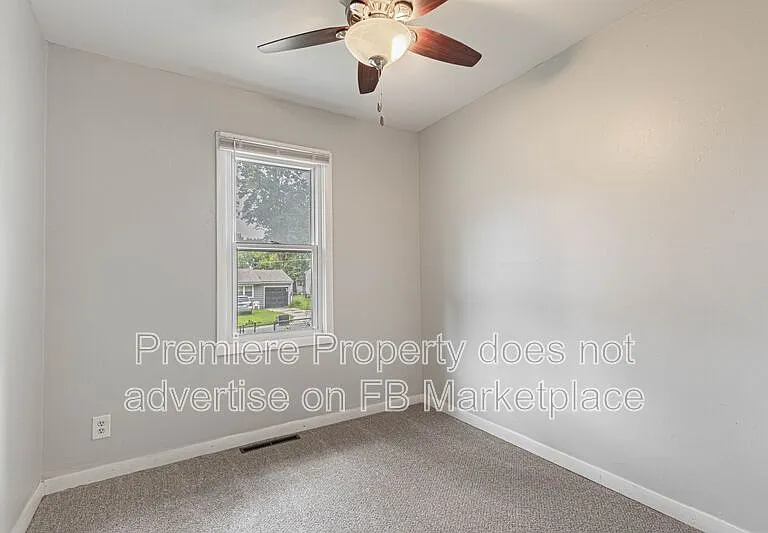 7334 NE 51st St — Photo 11