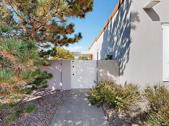 4th image of 5723 Bosque Vista Dr NE