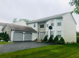 1957 Ravine Way, Reynoldsburg, OH 43068