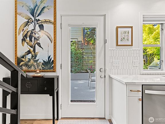 3rd image of 300 26th Avenue E #D