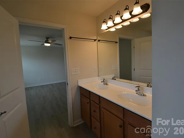 16208 Murphey Trail Ln — Photo 40