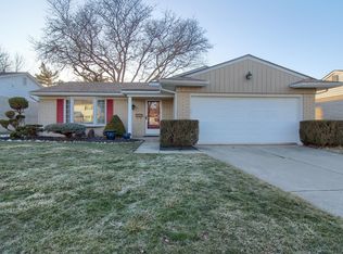 4122 Longmeadow Dr, Trenton, MI 48183